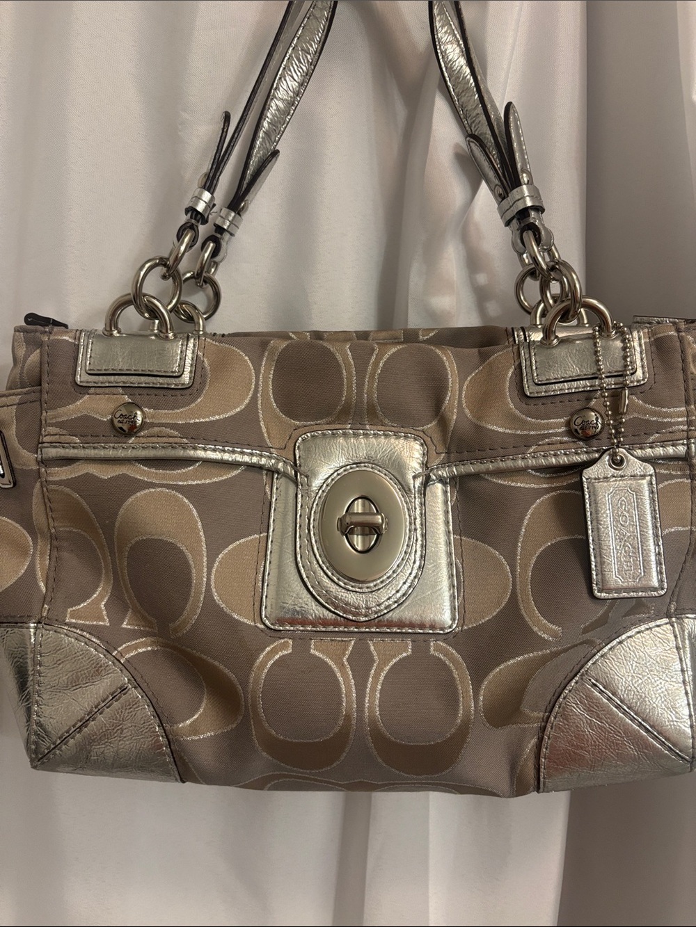 Coach Peyton Op Art Metallic F19760 in taupe metallic silver signature